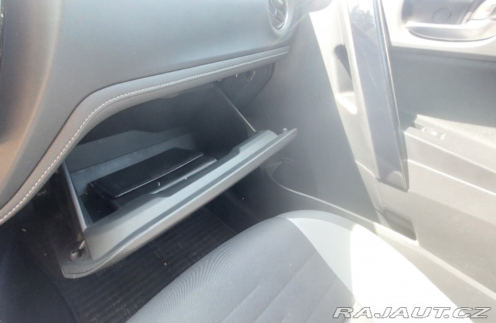 Toyota Auris ,6 Valvematic Active Tren 2015