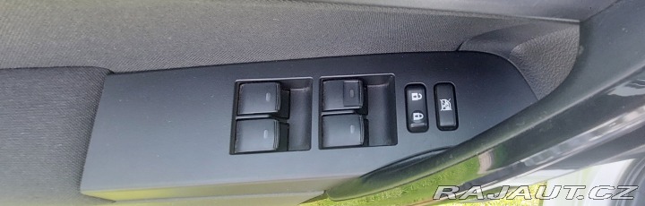 Toyota Auris ,6 Valvematic Active Tren 2015