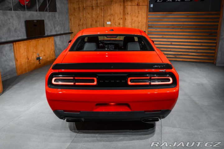 Dodge Challenger SRT HELLCAT 727 PS, PRVÝ 2017