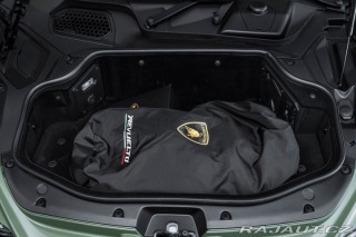 Lamborghini Ostatní modely Revuelto 2024