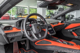 Lamborghini Ostatní modely Revuelto 2024
