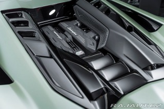 Lamborghini Ostatní modely Revuelto 2024