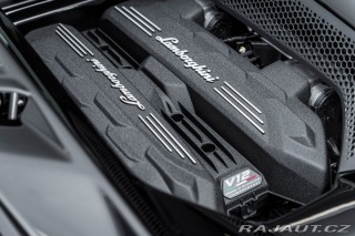 Lamborghini Ostatní modely Revuelto 2024