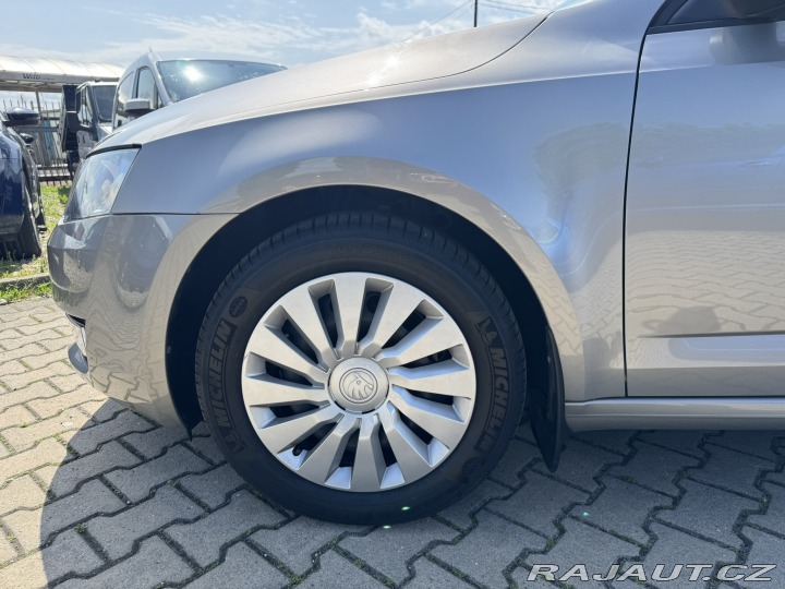 Škoda Octavia 1,4 TSI 103 KW KM 1. MAJ. 2013