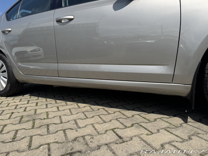 Škoda Octavia 1,4 TSI 103 KW KM 1. MAJ. 2013