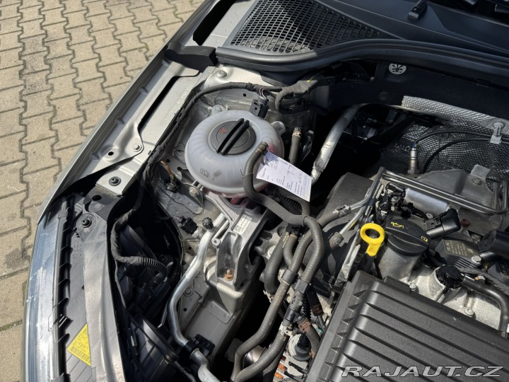 Škoda Octavia 1,4 TSI 103 KW KM 1. MAJ. 2013