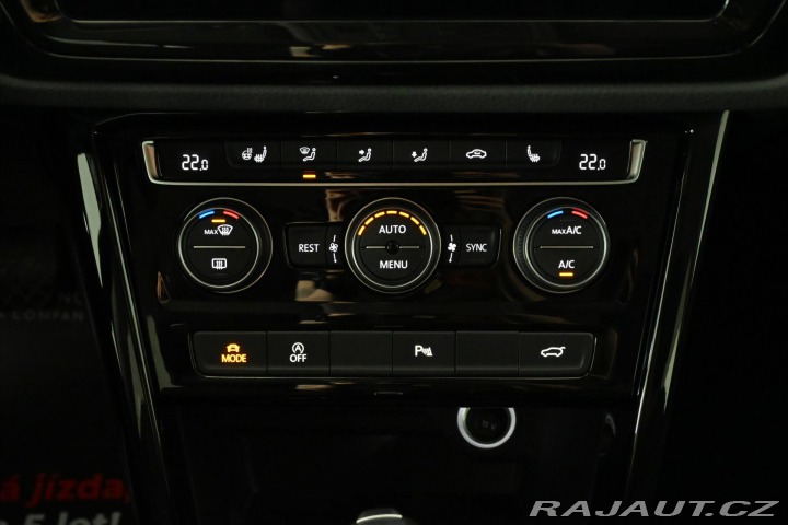 Volkswagen Touran 2,0 TDi 110kW DSG *Highli 2021