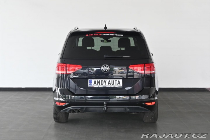 Volkswagen Touran 2,0 TDi 110kW DSG *Highli 2021