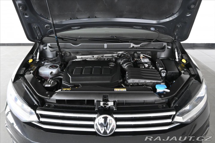 Volkswagen Touran 2,0 TDi 110kW DSG *Highli 2021