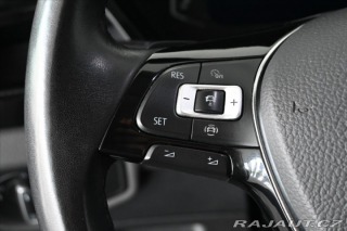 Volkswagen Touran 2,0 TDi 110kW DSG *Highli 2021