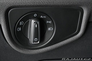 Volkswagen Touran 2,0 TDi 110kW DSG *Highli 2021