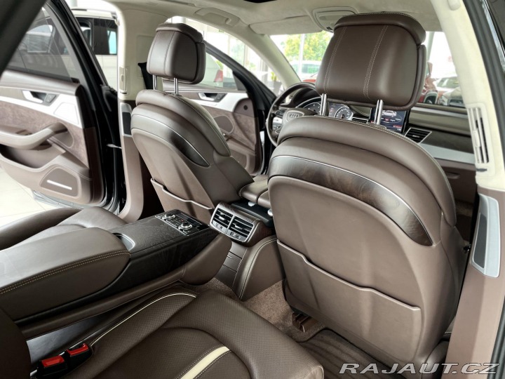 Audi A8 3,0TDI Q*Exclusive*NočníV 2016
