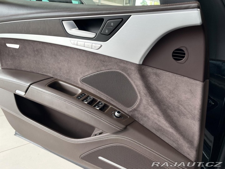 Audi A8 3,0TDI Q*Exclusive*NočníV 2016