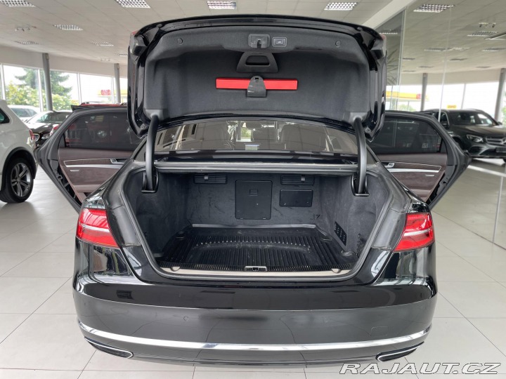 Audi A8 3,0TDI Q*Exclusive*NočníV 2016