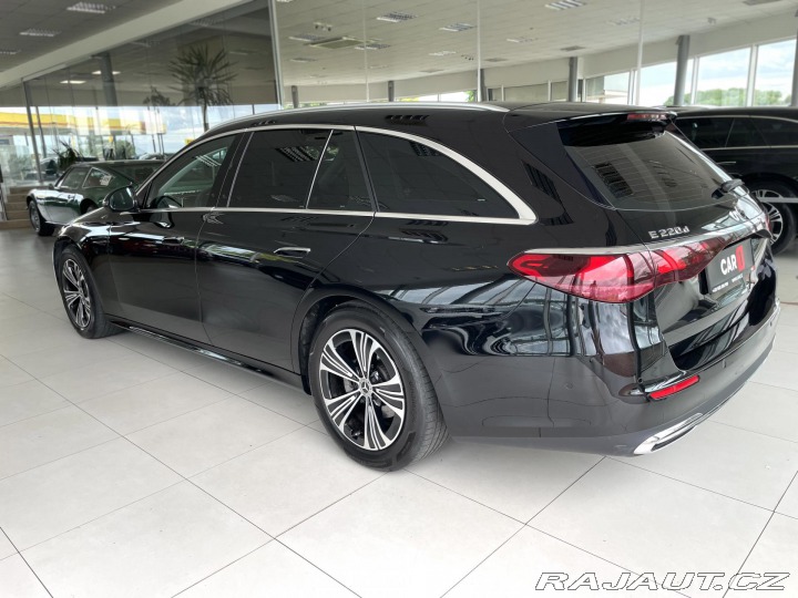 Mercedes-Benz E 220d Avantgarde*KeyLess*D 2024