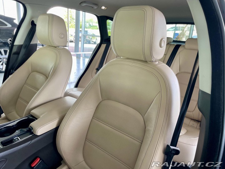 Jaguar F-Pace 20d AWD*Prestige*Kůže*Nav 2016