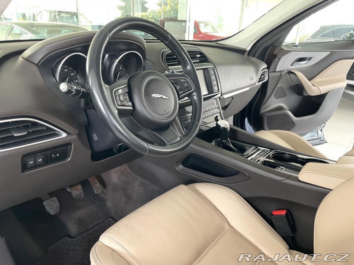 Jaguar F-Pace 20d AWD*Prestige*Kůže*Nav 2016