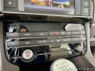 Jaguar F-Pace 20d AWD*Prestige*Kůže*Nav 2016