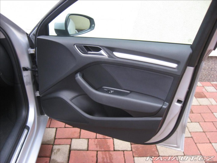Audi A3 1,4 TFSI 125PS Ambition 2014