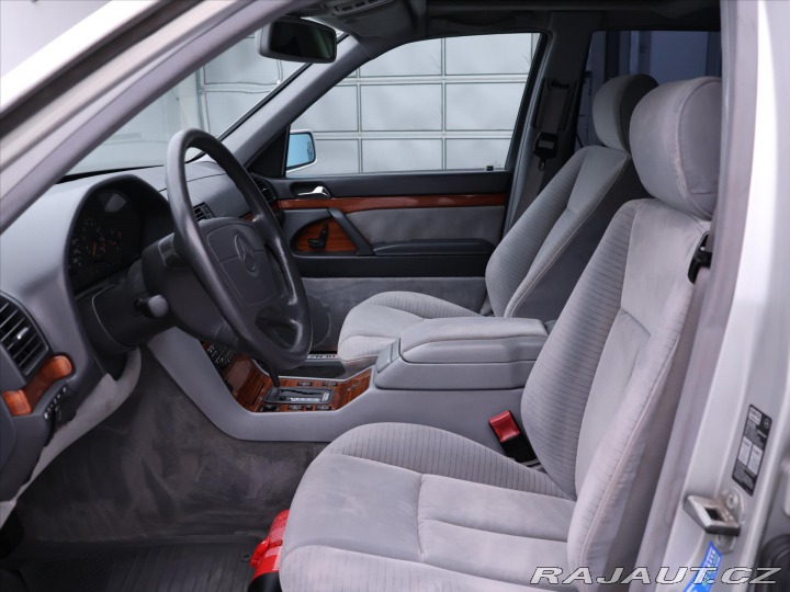 Mercedes-Benz S 3,2 170 kW Aut.klima CZ 1992
