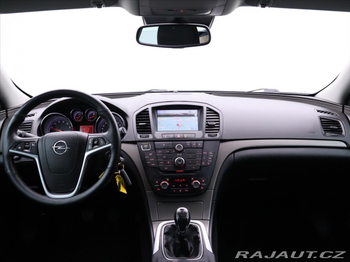 Opel Insignia 1,4 Turbo 103 kW Sports T 2012