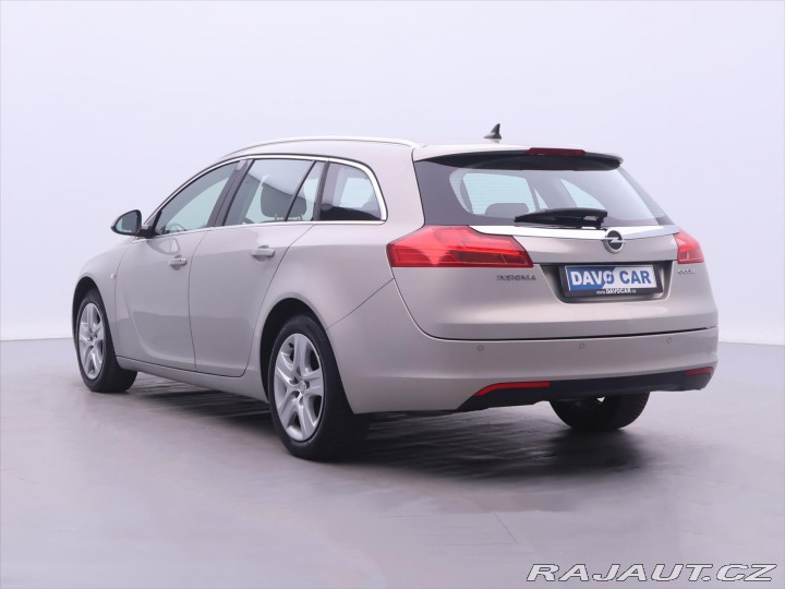 Opel Insignia 1,4 Turbo 103 kW Sports T 2012