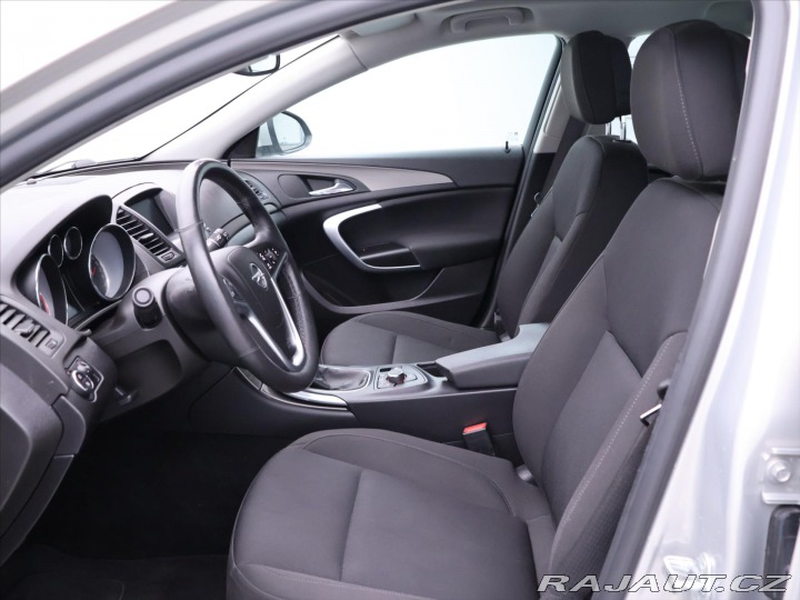 Opel Insignia 1,4 Turbo 103 kW Sports T 2012