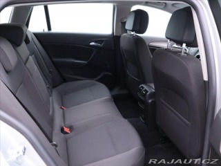 Opel Insignia 1,4 Turbo 103 kW Sports T 2012