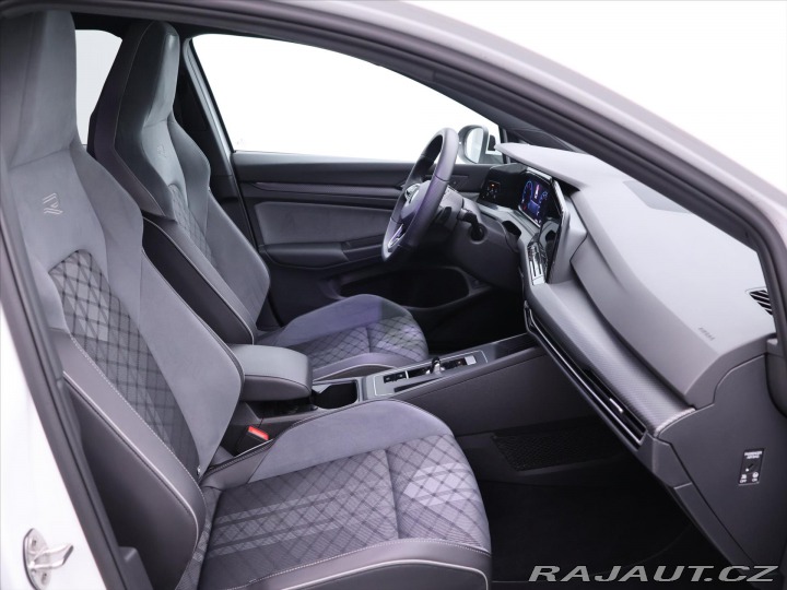 Volkswagen Golf 2,0 TDI R-line DSG Matrix 2021