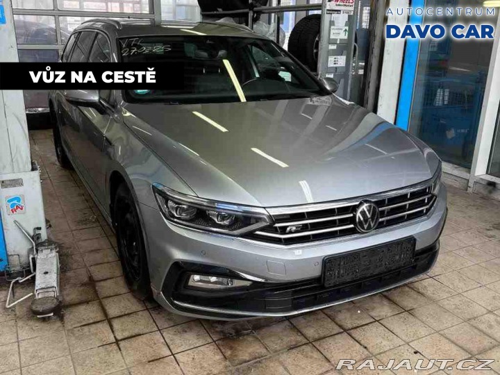 Volkswagen Passat 2,0 TDI R-line DSG matrix 2022
