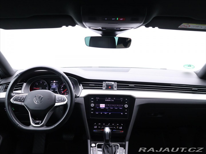 Volkswagen Passat 2,0 TDI R-line DSG 1.Maj. 2022