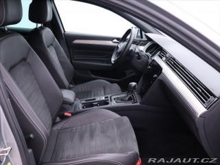 Volkswagen Passat 2,0 TDI R-line DSG 1.Maj. 2022