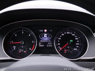 Volkswagen Passat 2,0 TDI R-line DSG 1.Maj. 2022