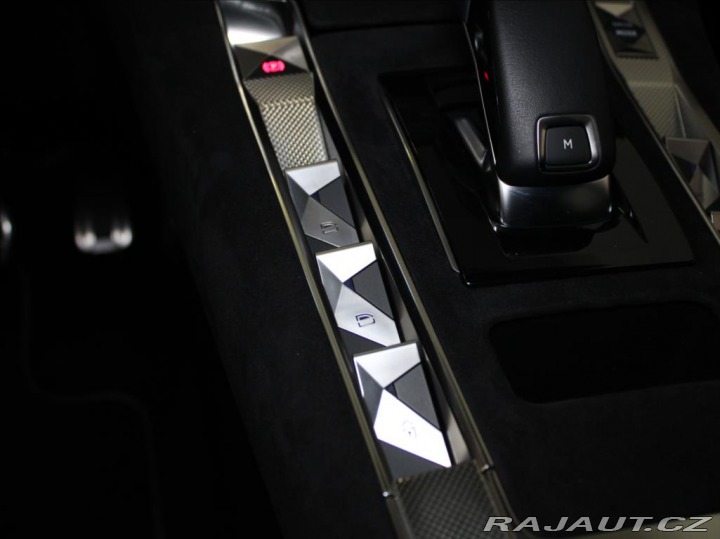 Ostatní značky Ostatní modely DS Automobiles DS7 Crossback 1,5 HDi 130 Perf. Akční C 2023