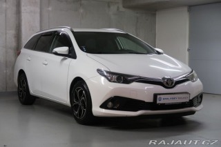 Toyota Auris 1.4D4-D,CZ,66kW,Manuál 2015