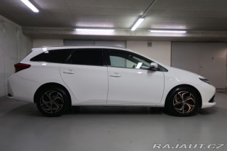 Toyota Auris 1.4D4-D,CZ,66kW,Manuál 2015