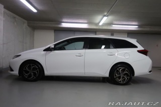 Toyota Auris 1.4D4-D,CZ,66kW,Manuál 2015