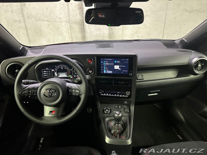 Toyota Yaris GR Dynamic 1.6 Turbo 280 2024