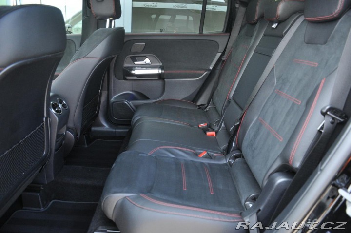 Mercedes-Benz GLB 200d 4MATIC TAŽNÉ PANORAM 2023