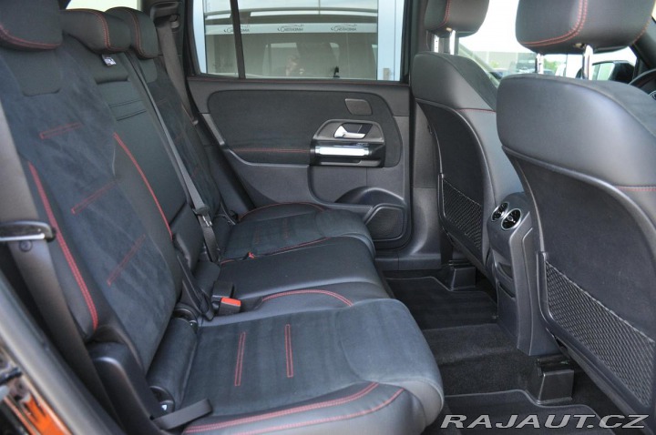 Mercedes-Benz GLB 200d 4MATIC TAŽNÉ PANORAM 2023