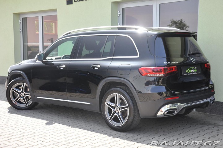Mercedes-Benz GLB 200d 4MATIC TAŽNÉ PANORAM 2023