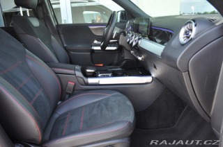 Mercedes-Benz GLB 200d 4MATIC TAŽNÉ PANORAM 2023