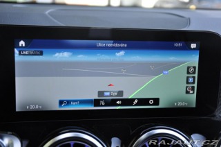 Mercedes-Benz GLB 200d 4MATIC TAŽNÉ PANORAM 2023