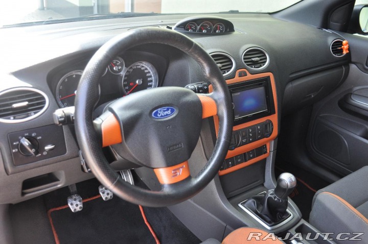 Ford Focus 2.5 ST REMUS RECARO 2006