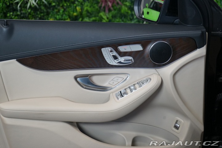 Mercedes-Benz GLC 250*4MATIC*360*LED*CZ 2018