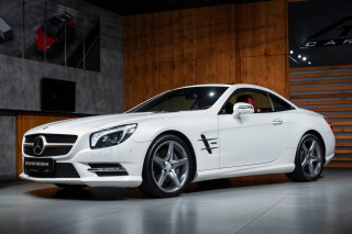 Mercedes-Benz SL Roadster, AMG Line, Kamer