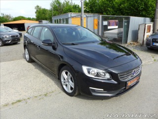 Volvo V60 1,6 D DIGI AC NAVI 2013