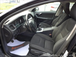 Volvo V60 1,6 D DIGI AC NAVI 2013