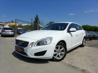Volvo V60 1,6 D DIGI AC, SERVIS