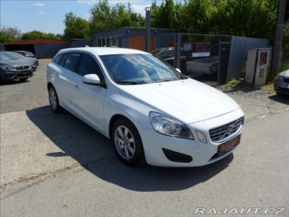 Volvo V60 1,6 D DIGI AC, SERVIS 2012